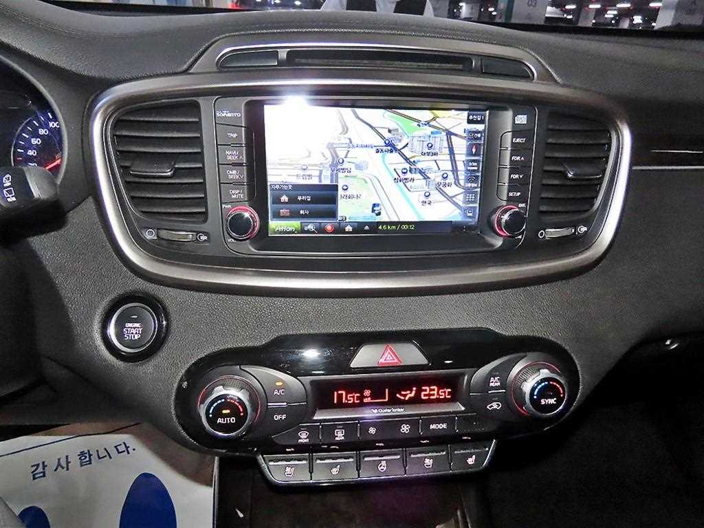 KIA Sorento - Vista 11