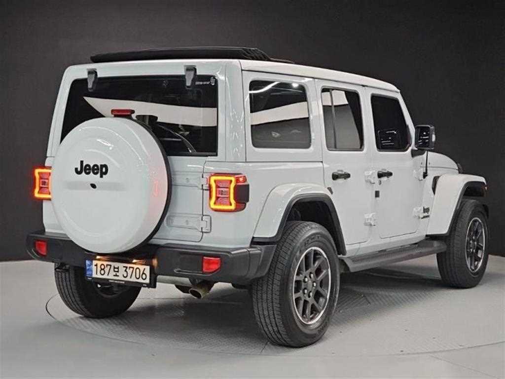 Jeep Wrangler - Vista 3