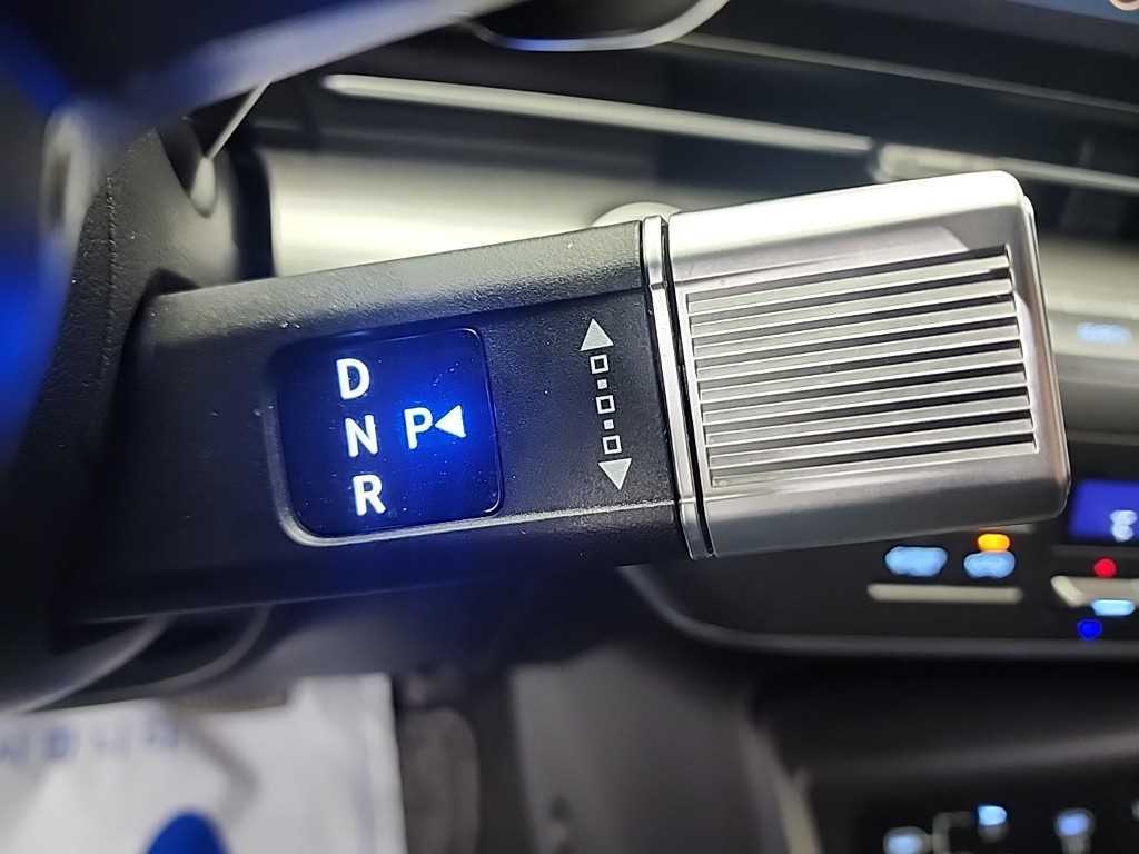 HYUNDAI Kona - Vista 8