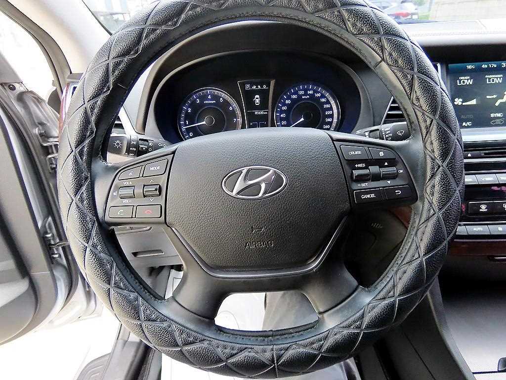 HYUNDAI Aslan - Vista 8