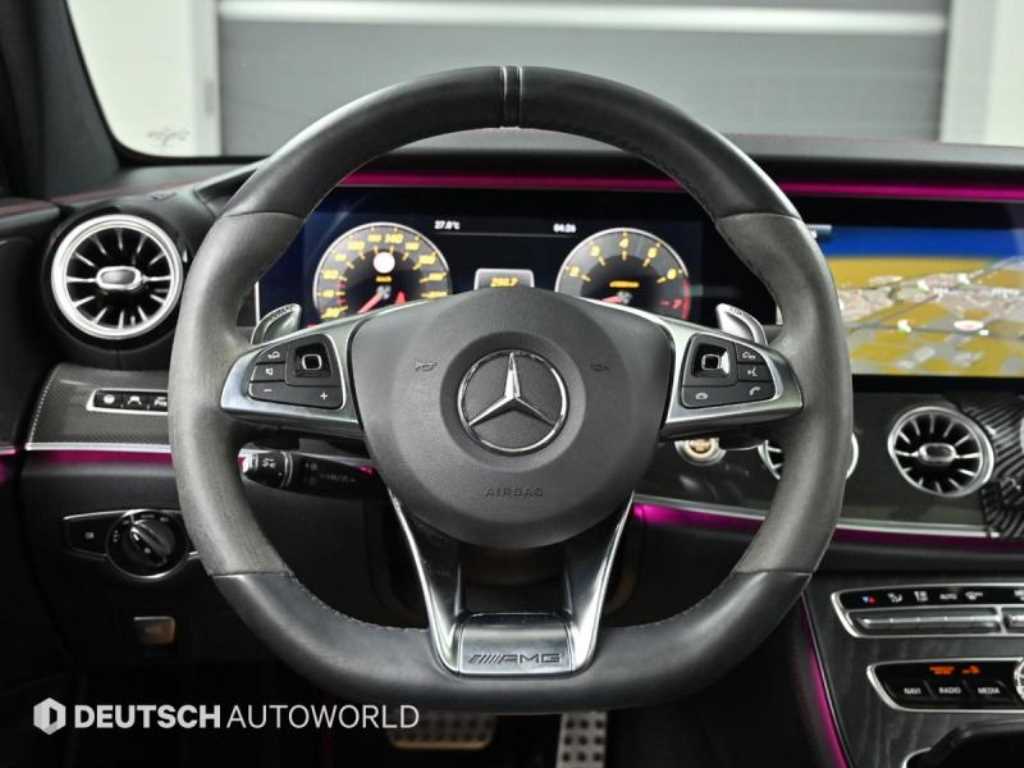 Mercedes Benz E class - Vista 8