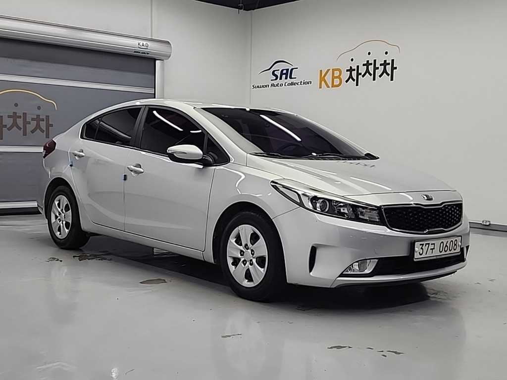 KIA K3 - Vista 4