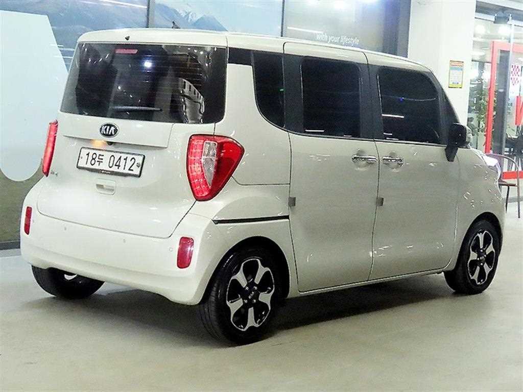 KIA Ray - Vista 4