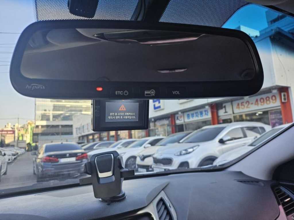 HYUNDAI Grandeur - Vista 7