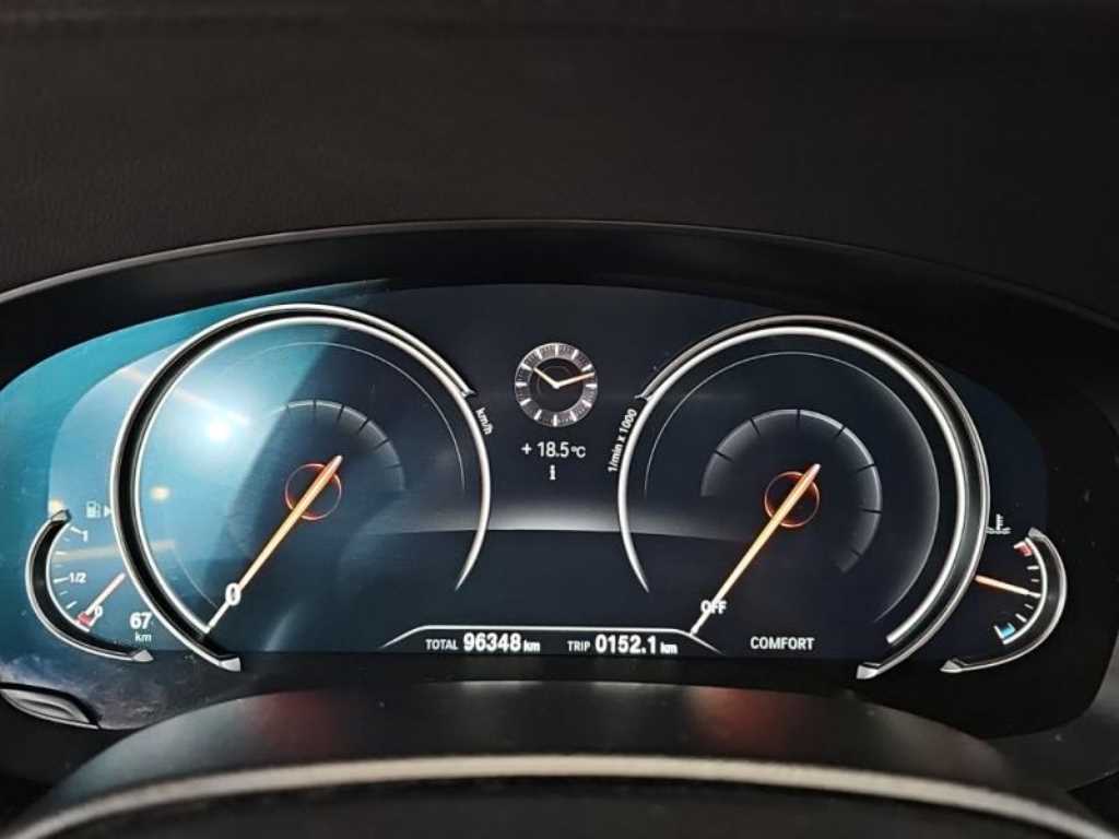 BMW 5 Series - Vista 6