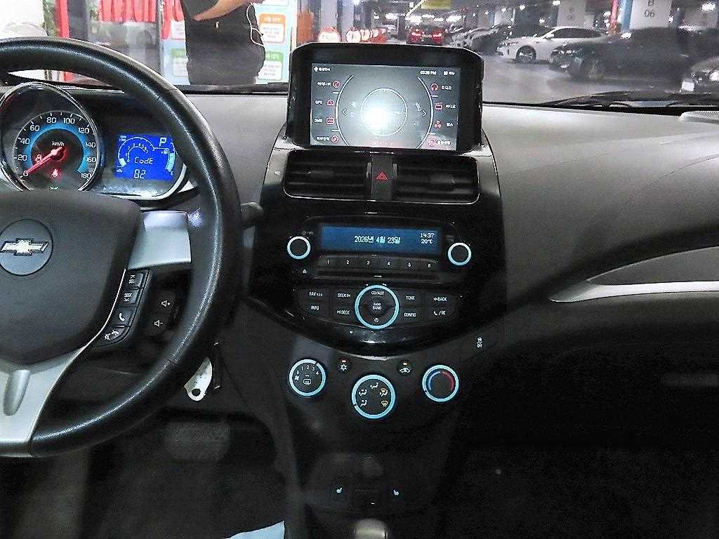 Chevrolet Spark - Vista 11