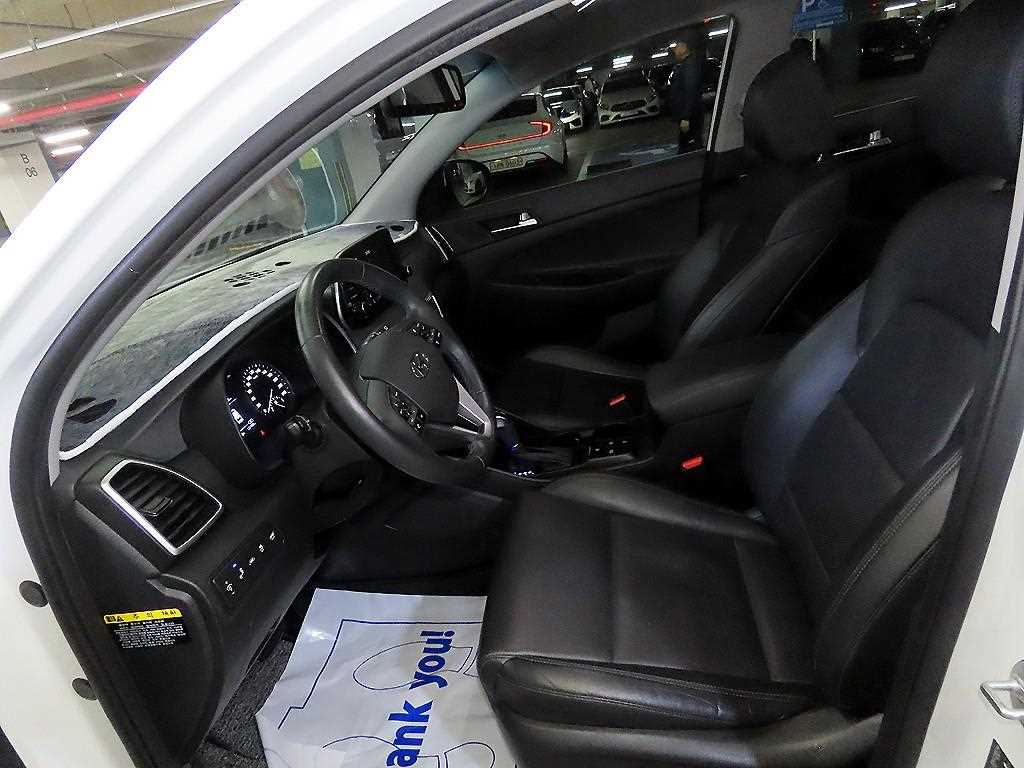 HYUNDAI Tucson - Vista 6