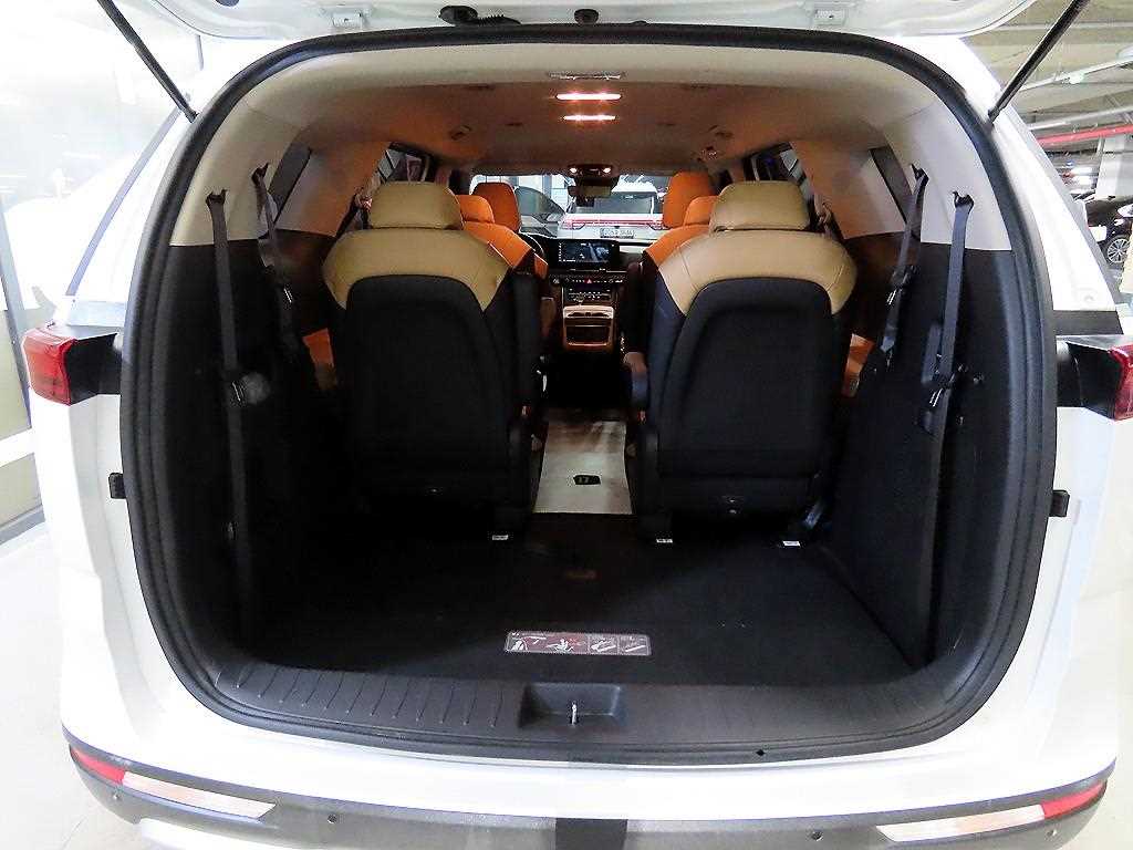 KIA Carnival 2023 Blanco - Importación desde Corea - HF Imports Iquique - Foto 17
