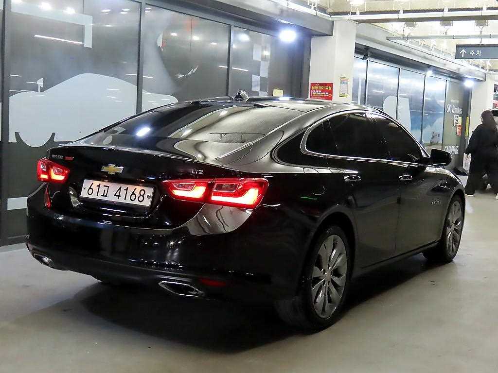 Chevrolet Malibu - Vista 4