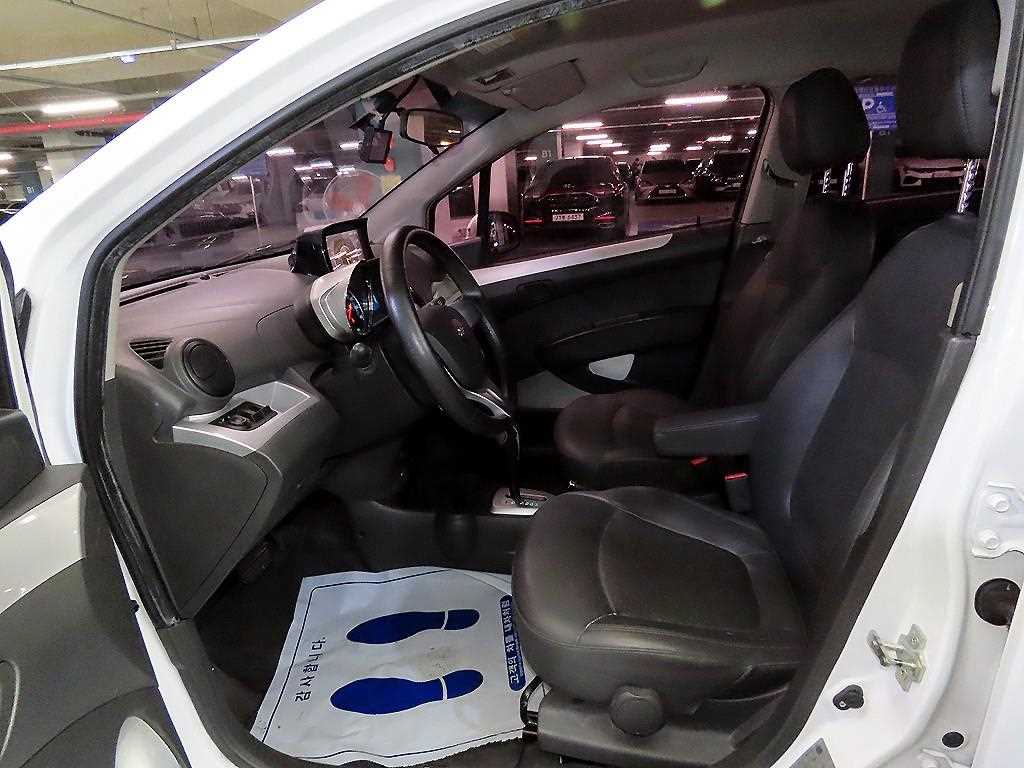 Chevrolet Spark - Vista 6