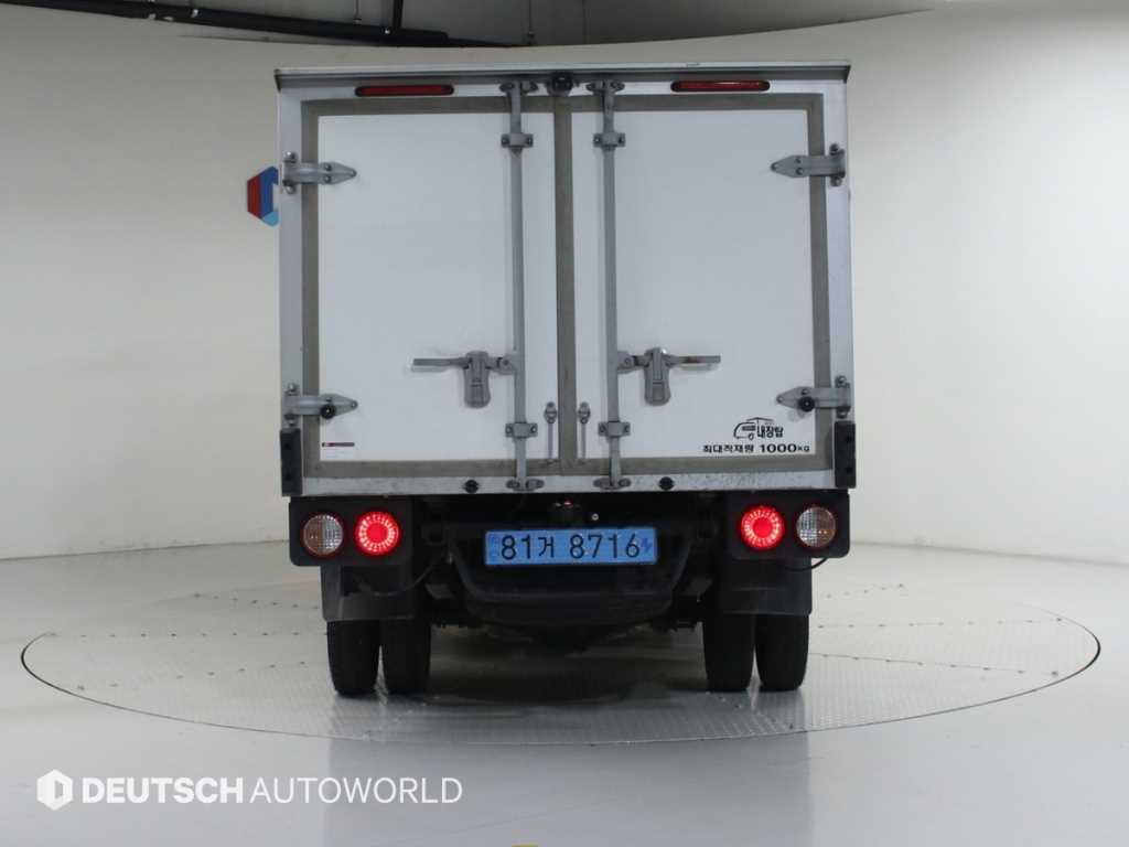 Small Truck Normal Box(Low Deck) - Vista 4