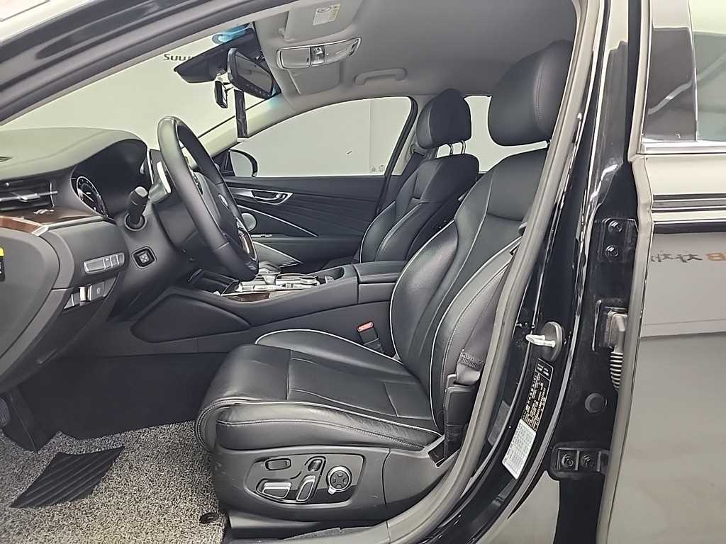 KIA K9 - Vista 11