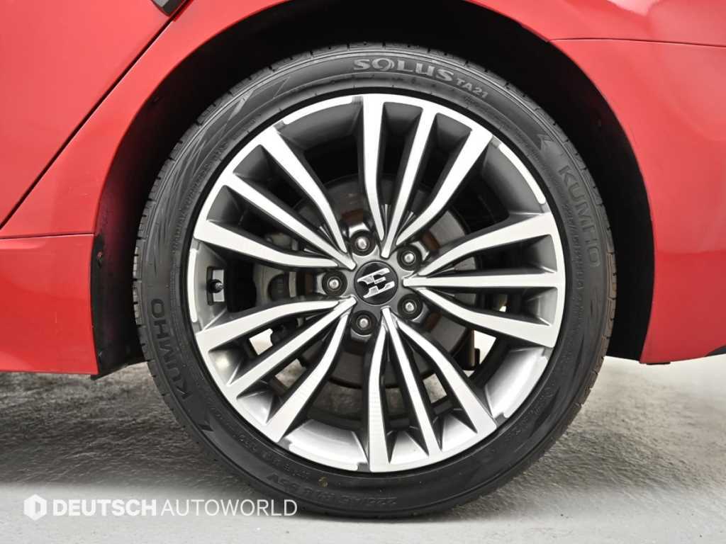 KIA Stinger - Vista 5