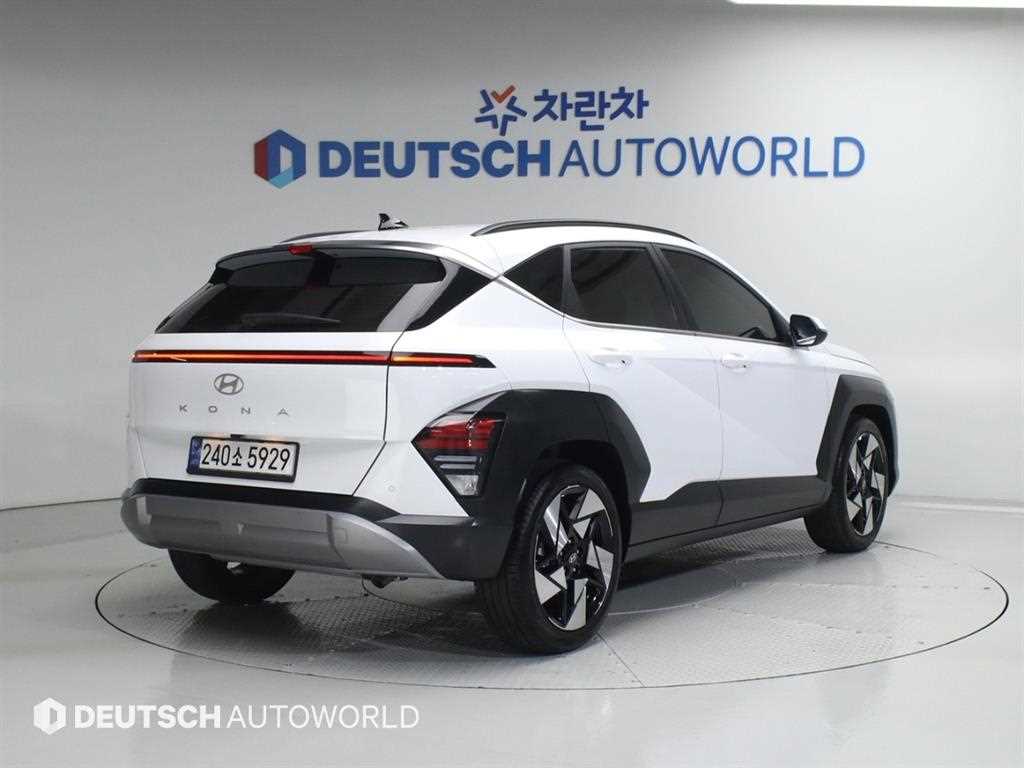 HYUNDAI Kona - Vista 2