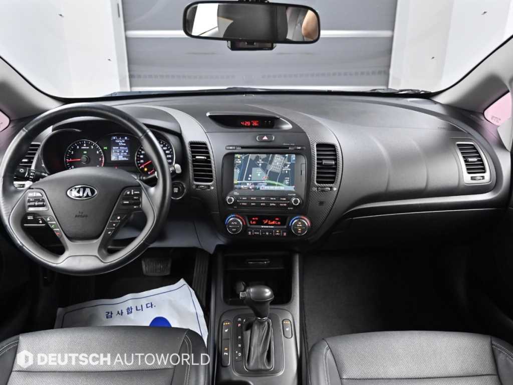 KIA K3 - Vista 7