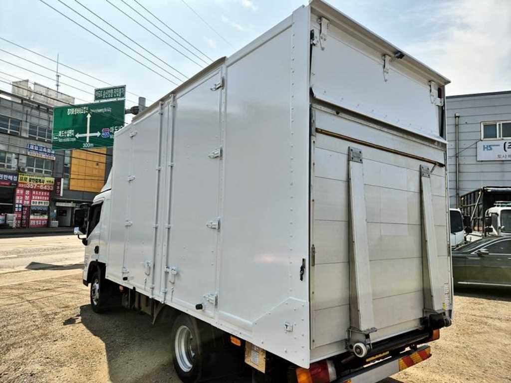 medium and large cargo Cargo - Vista 7
