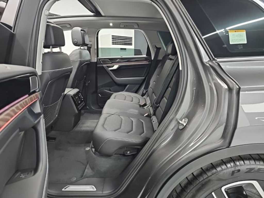Volkswagen Touareg 2026 Gris - Importación desde Corea - HF Imports Iquique - Foto 16