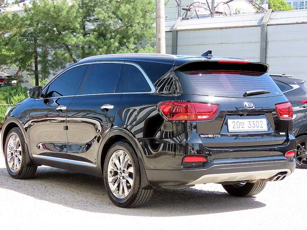 KIA Sorento - Vista 3