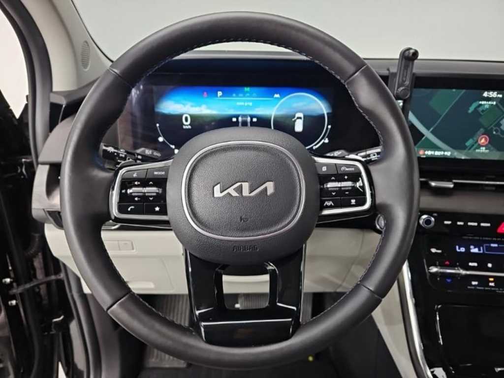 KIA Carnival - Vista 7