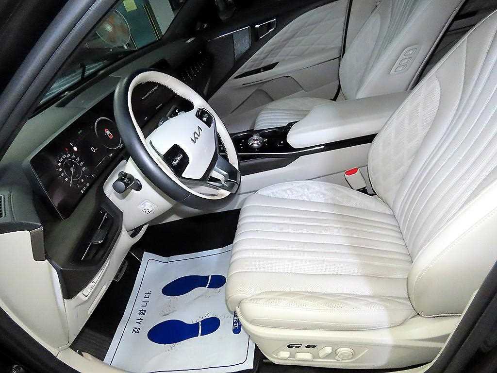 KIA K8 - Vista 6