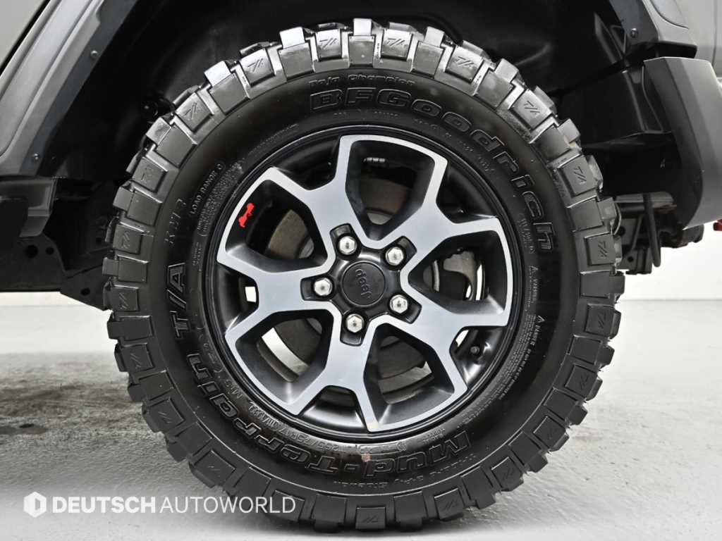 Jeep Wrangler - Vista 5