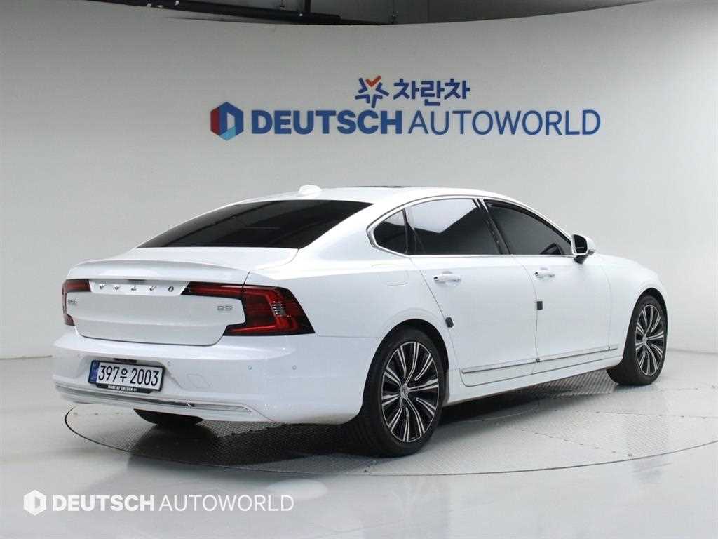 Volvo S90 - Vista 2
