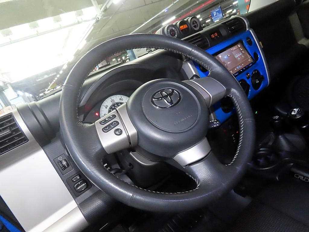 Toyota FJ Cruiser - Vista 7