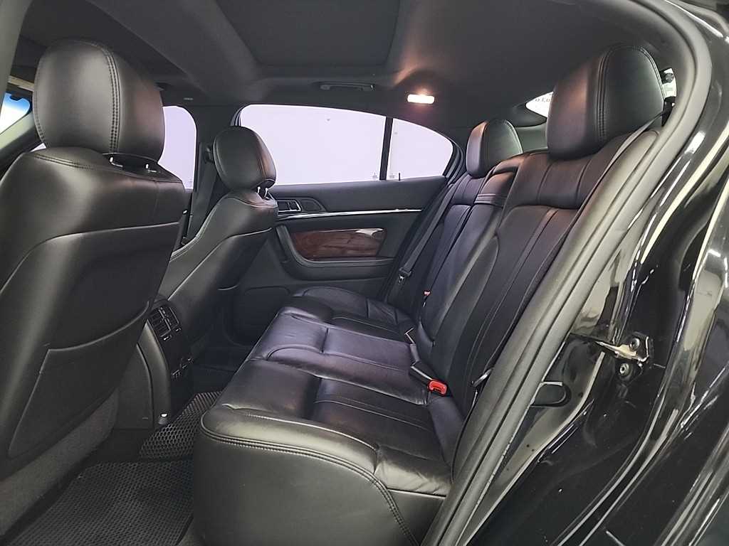 Lincoln MKS - Vista 12