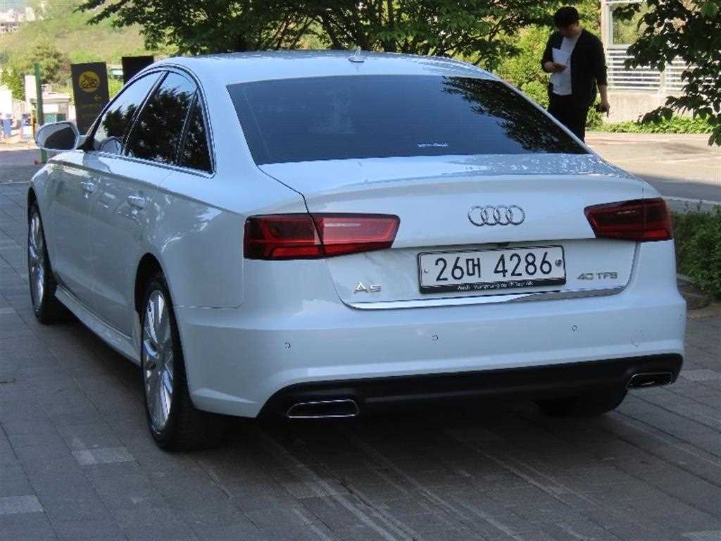 Audi A6 - Vista 4