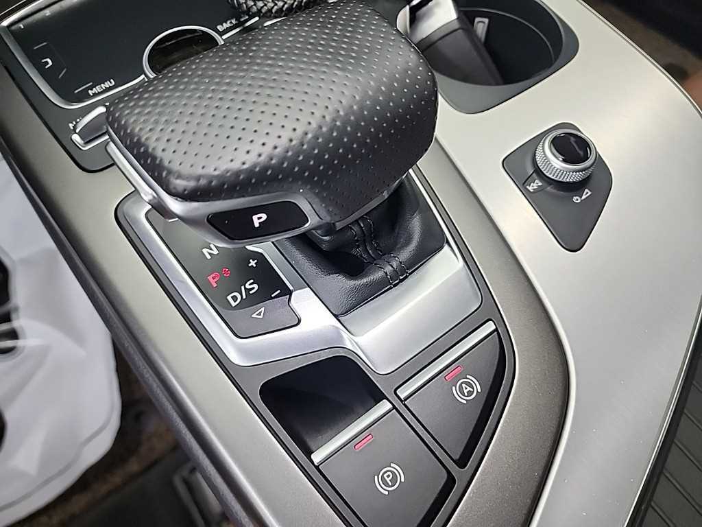 Audi Q7 - Vista 8