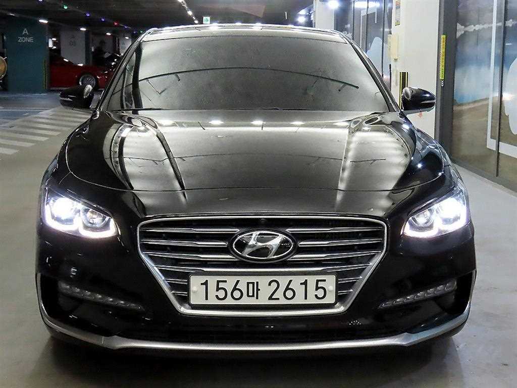 HYUNDAI Grandeur - Vista 2