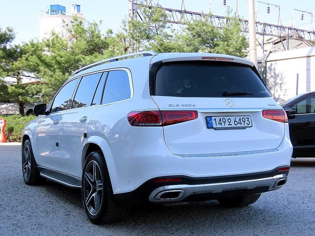Mercedes Benz GLS Class - Vista 3