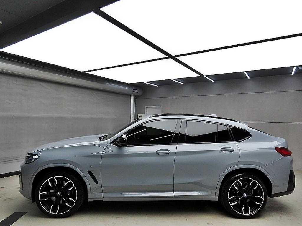 BMW X4 - Vista 4