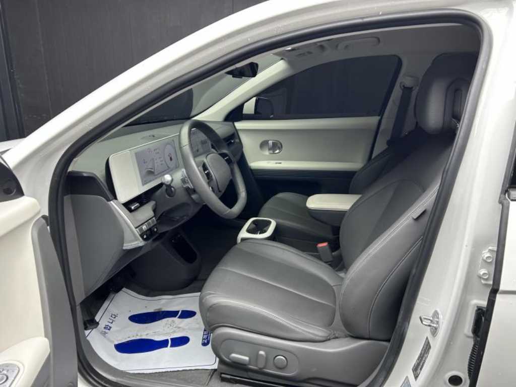 HYUNDAI Ioniq 5 - Vista 6