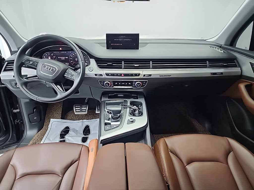 Audi Q7 - Vista 7
