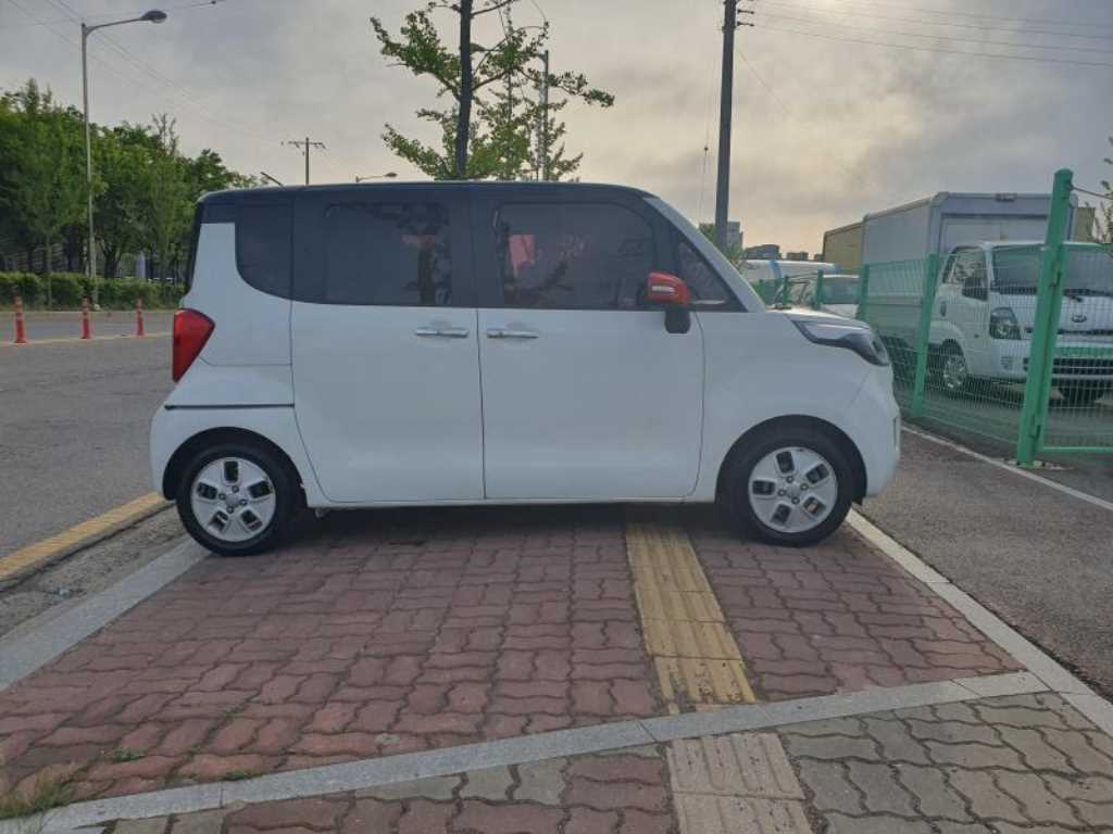 KIA Ray - Vista 5