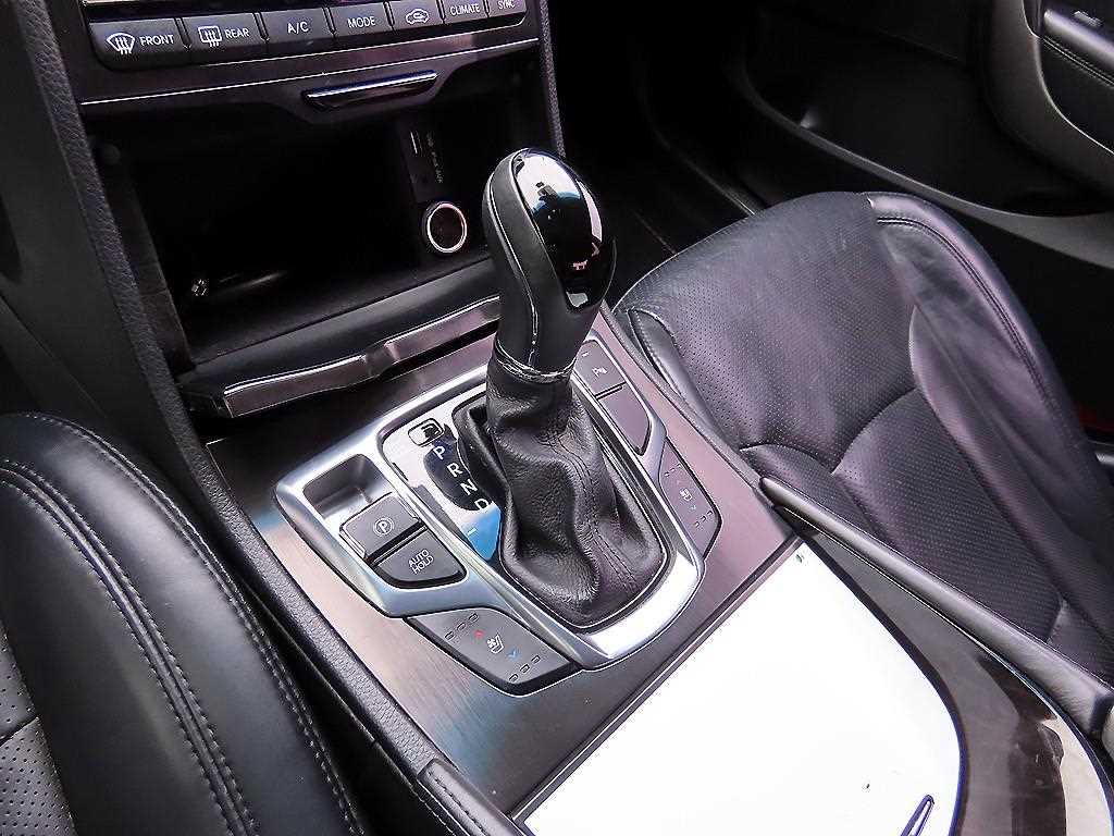 HYUNDAI Grandeur - Vista 10
