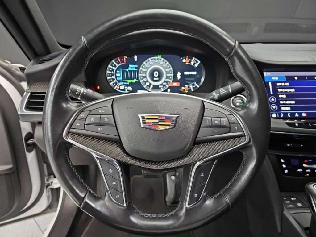 Cadillac CT6 - Vista 7