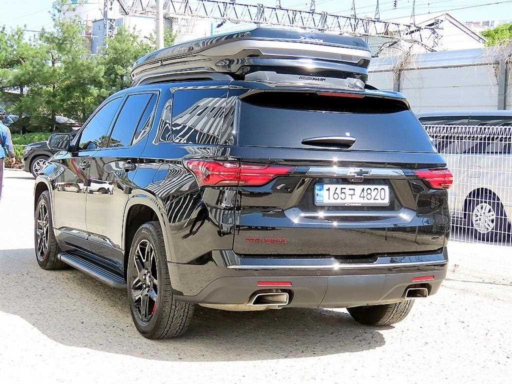 Chevrolet Travers - Vista 3