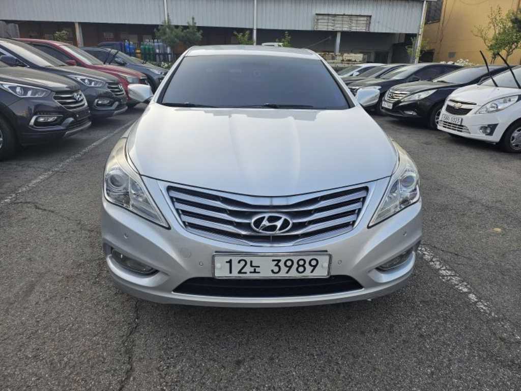 HYUNDAI Grandeur 2011 - Importación desde Corea - HF Imports Iquique - Foto 1