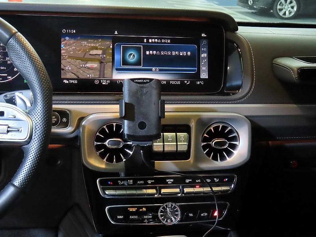 Mercedes Benz G Class (G Wagen) - Vista 11