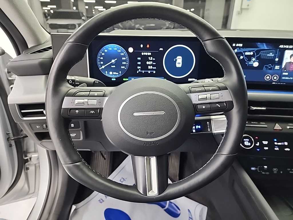 HYUNDAI Sonata - Vista 9