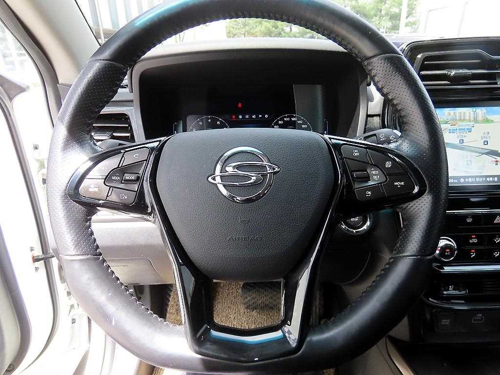 Ssangyong Tivoli - Vista 8