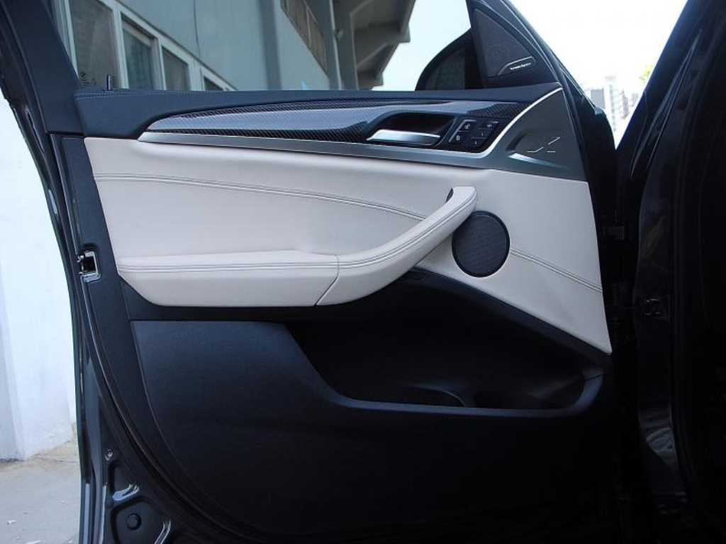 BMW X4M - Vista 11