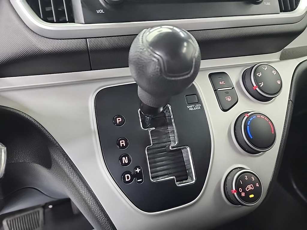 KIA Ray - Vista 8