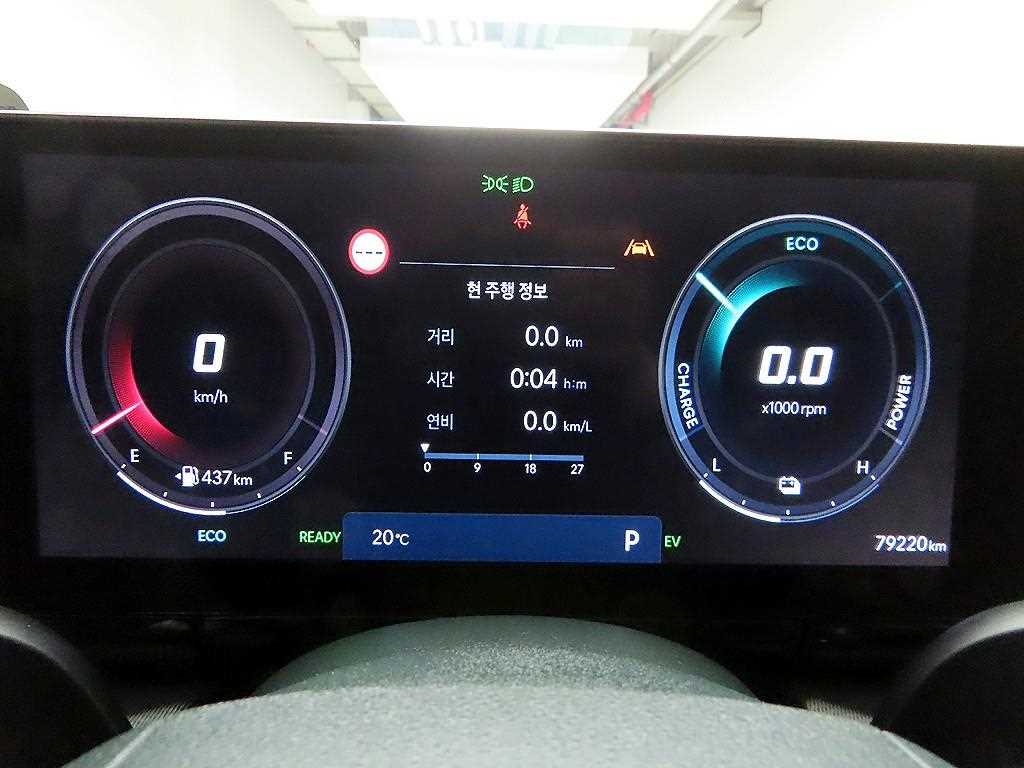 HYUNDAI Grandeur - Vista 6