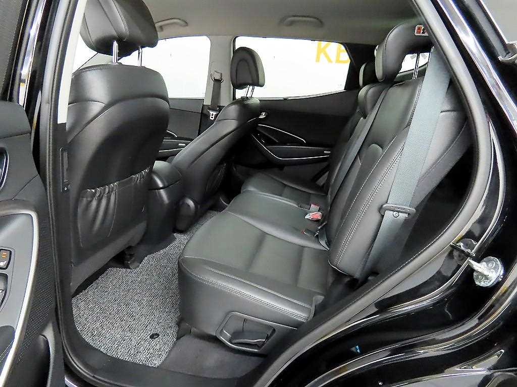 HYUNDAI Santa Fe - Vista 6