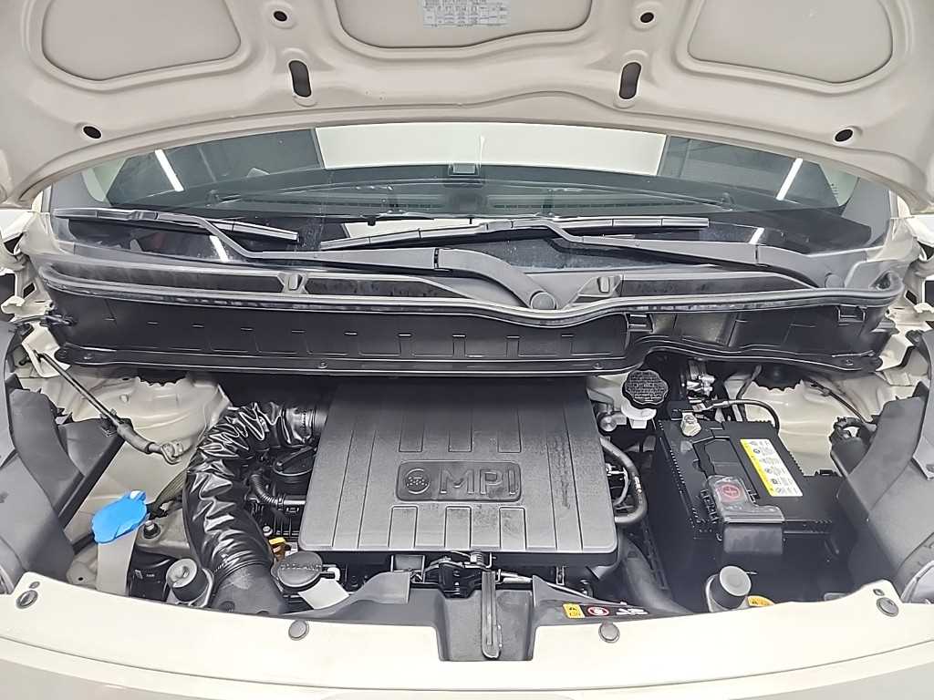 KIA Ray - Vista 5