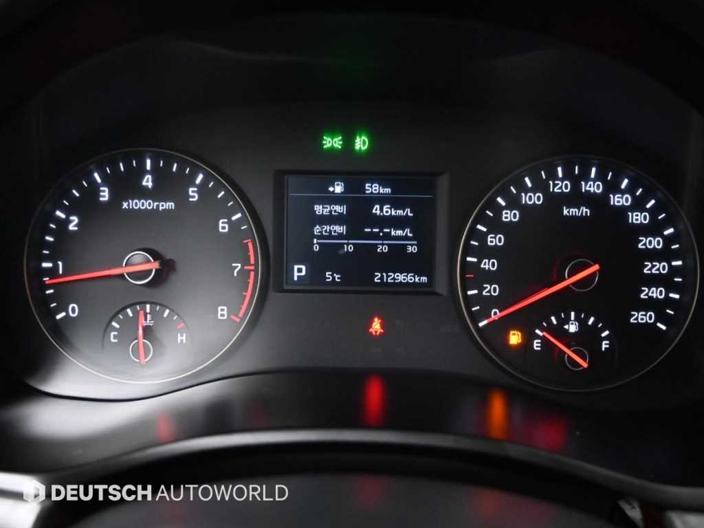 KIA K7 - Vista 8