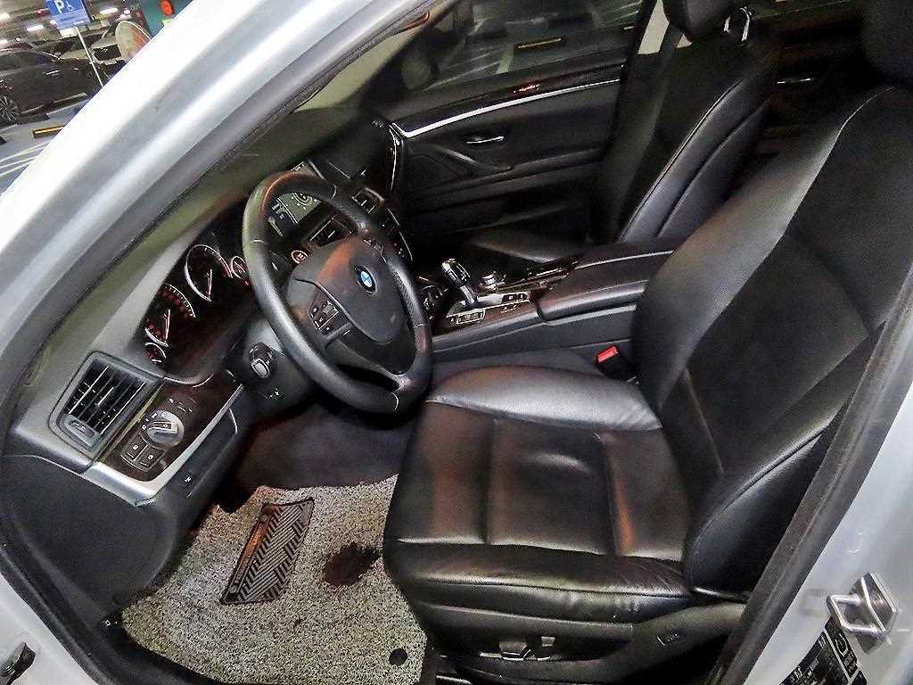 BMW 5 Series - Vista 6